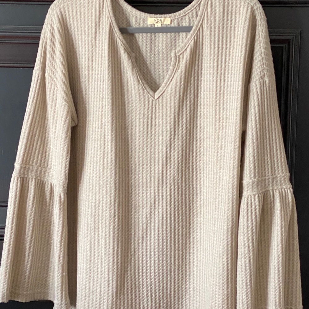 Democracy pullover